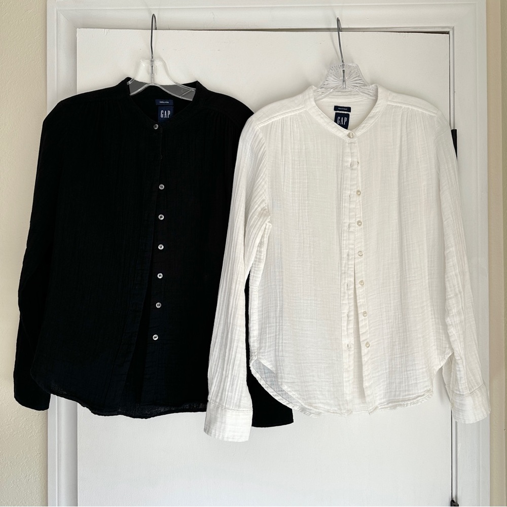 Set of 2 GAP Crinkle Gauze Shirts, Small PETITE, new off white & black